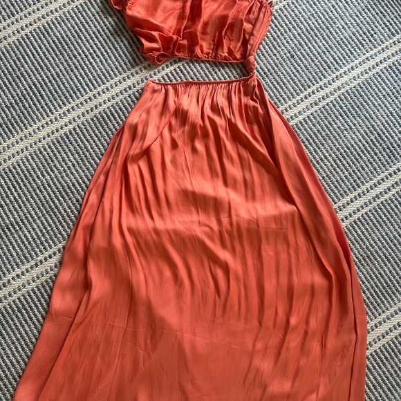 NWT FARM Rio One-Shoulder Dress - Picture 4 of 15